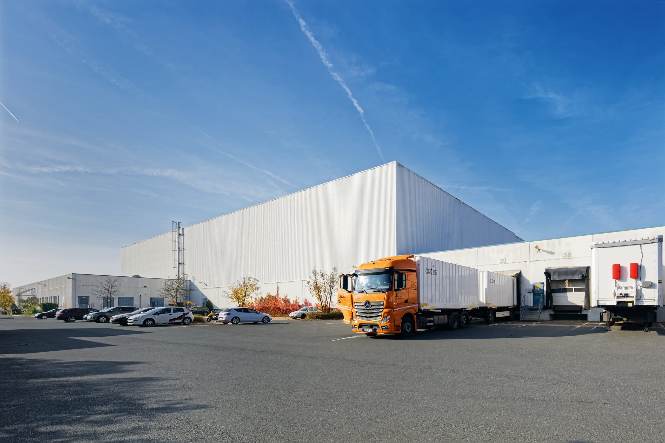 Catella Logistik Deutschland Plus vermietet rund 17.000 Quadratmeter Produktions- und Logistikfläche in Bayern an easy2cool