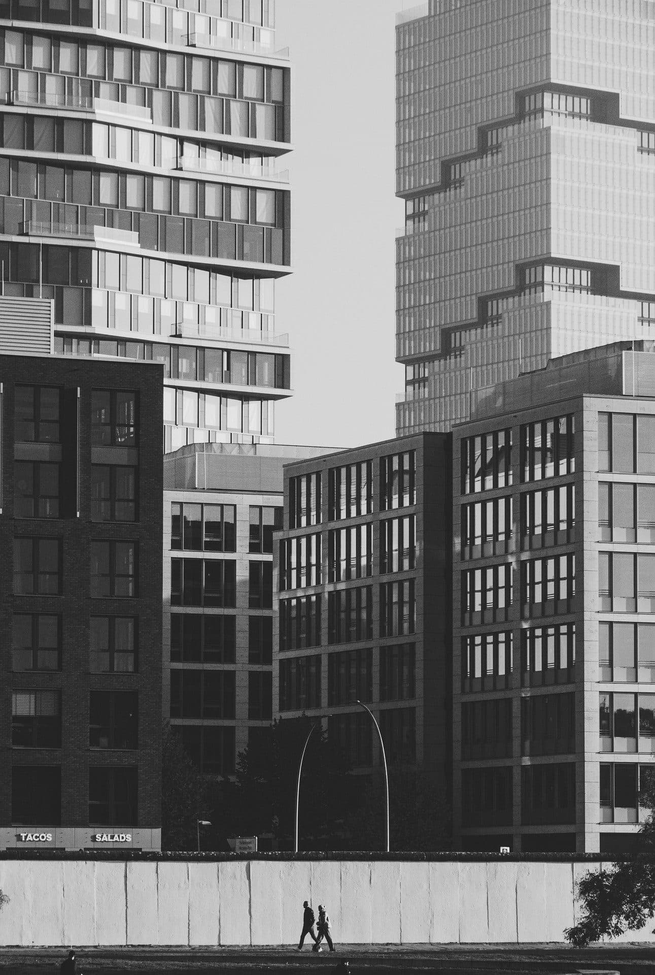 AVENTOS Listed Real Estate Report No. 4 – Fall 2025: Immobilienaktien und REITs aktuell moderat bepreist