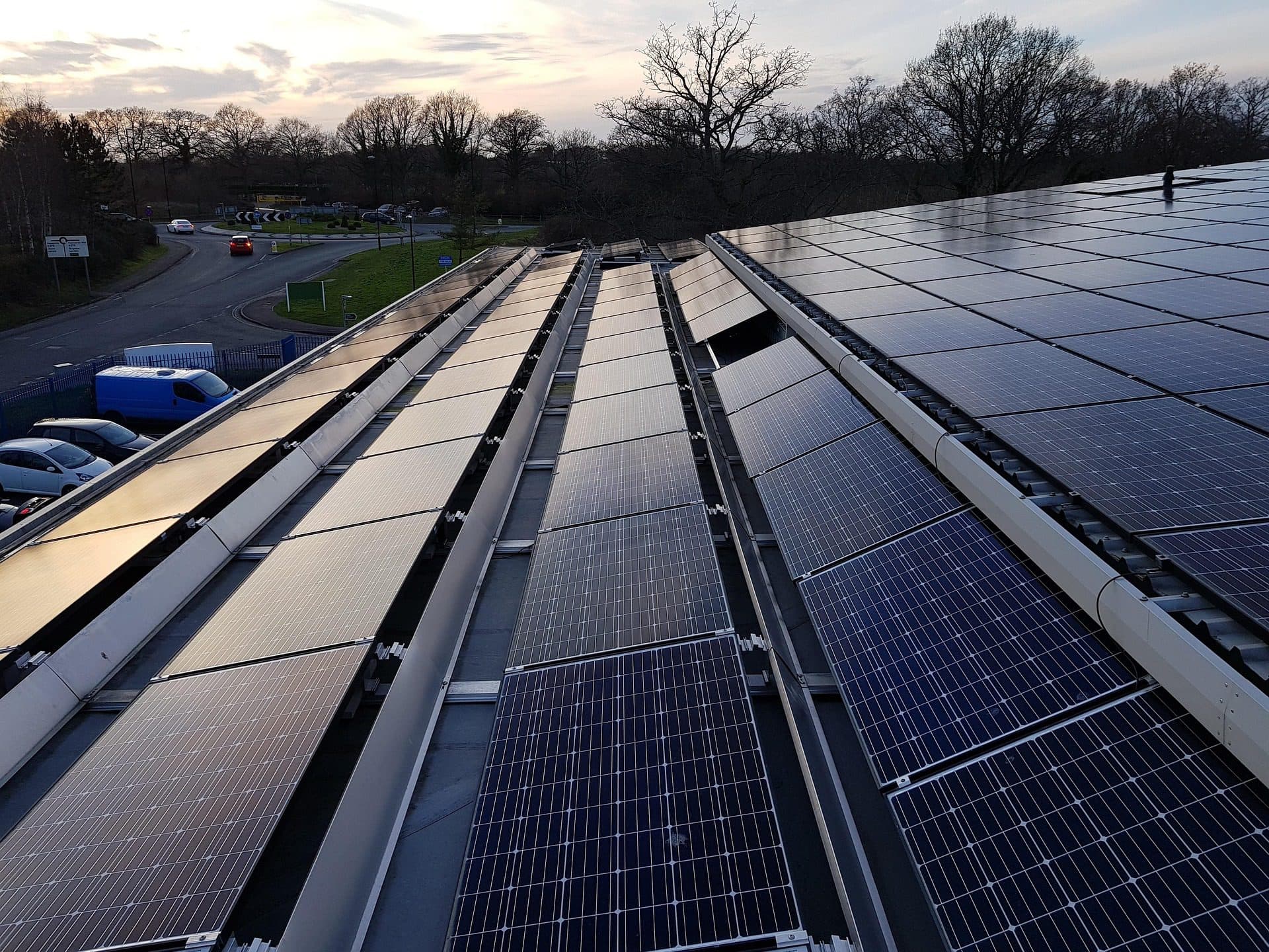 Wüest Partner veröffentlicht Renewables Report 2025: Immobilien treiben die Energiewende