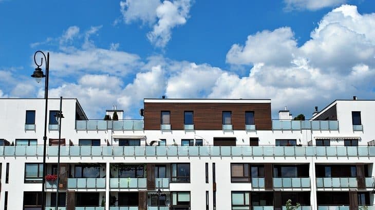 How can platform investing be deployed to meet wider portfolio objectives?