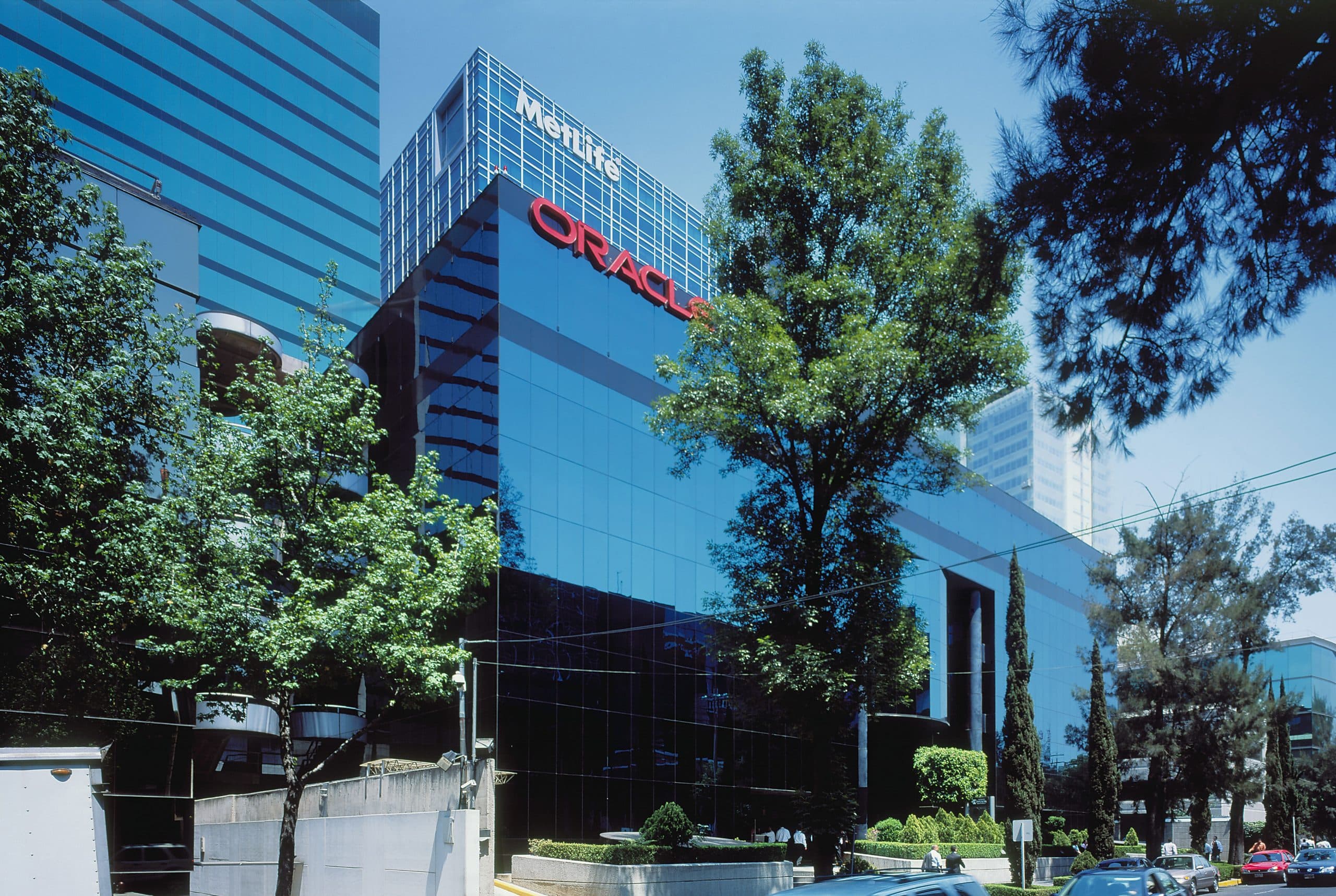 Union Investment has sold two office buildings in Mexico City