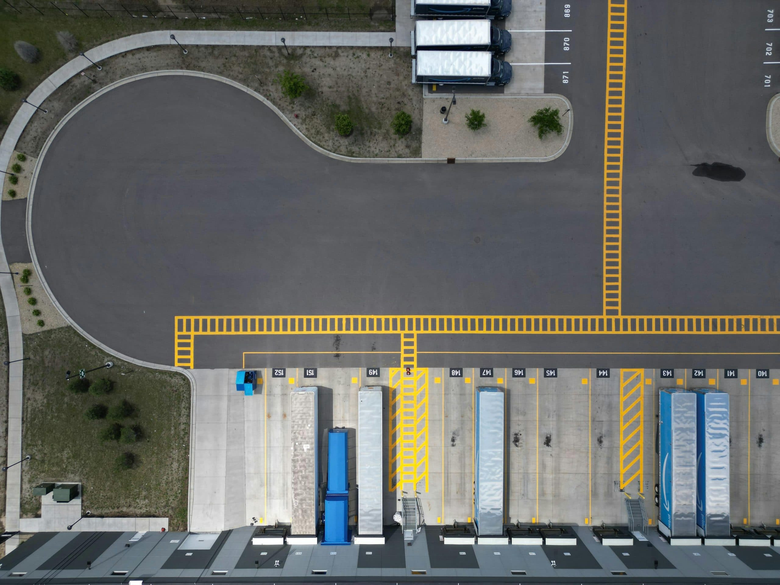 Logistik-Investments bleiben insgesamt unter Vorjahr, Einzeldeals legen erheblich zu und erreichen den Schnitt
