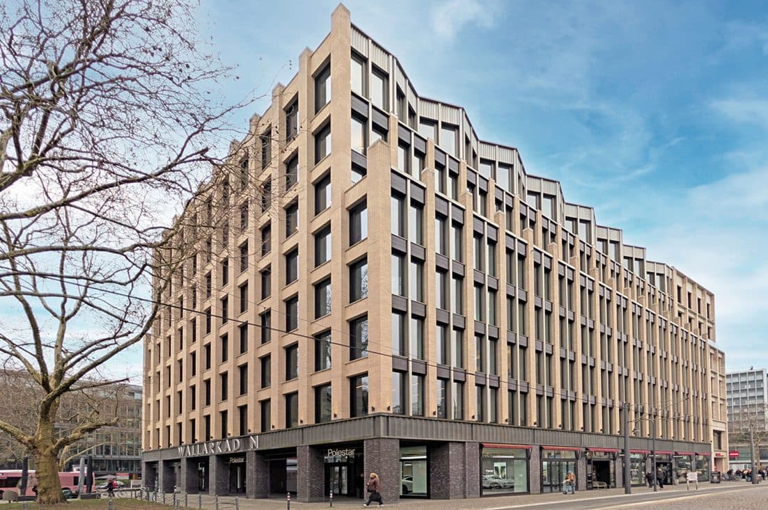 Savills brokers 820 m² of office space in Cologne's WALLARKADEN