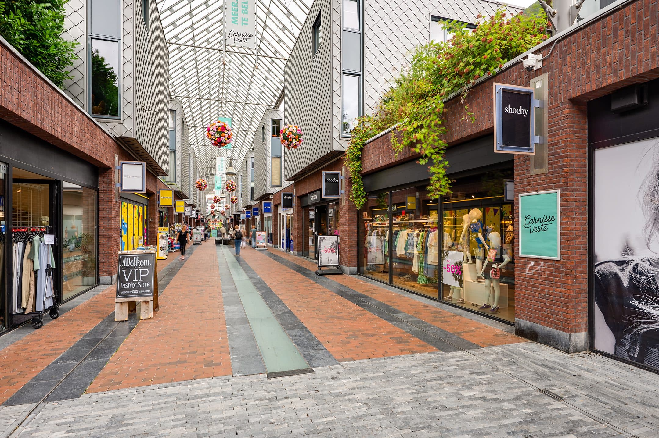 KGAL acquires leading local shopping centre near Rotterdam