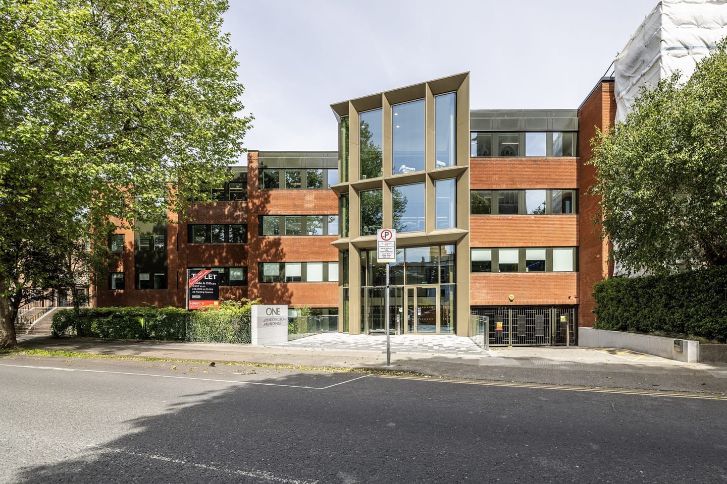 Manova Partners and Mapfre acquire "One Haddington Buildings" office property in Dublin for multi-investor fund