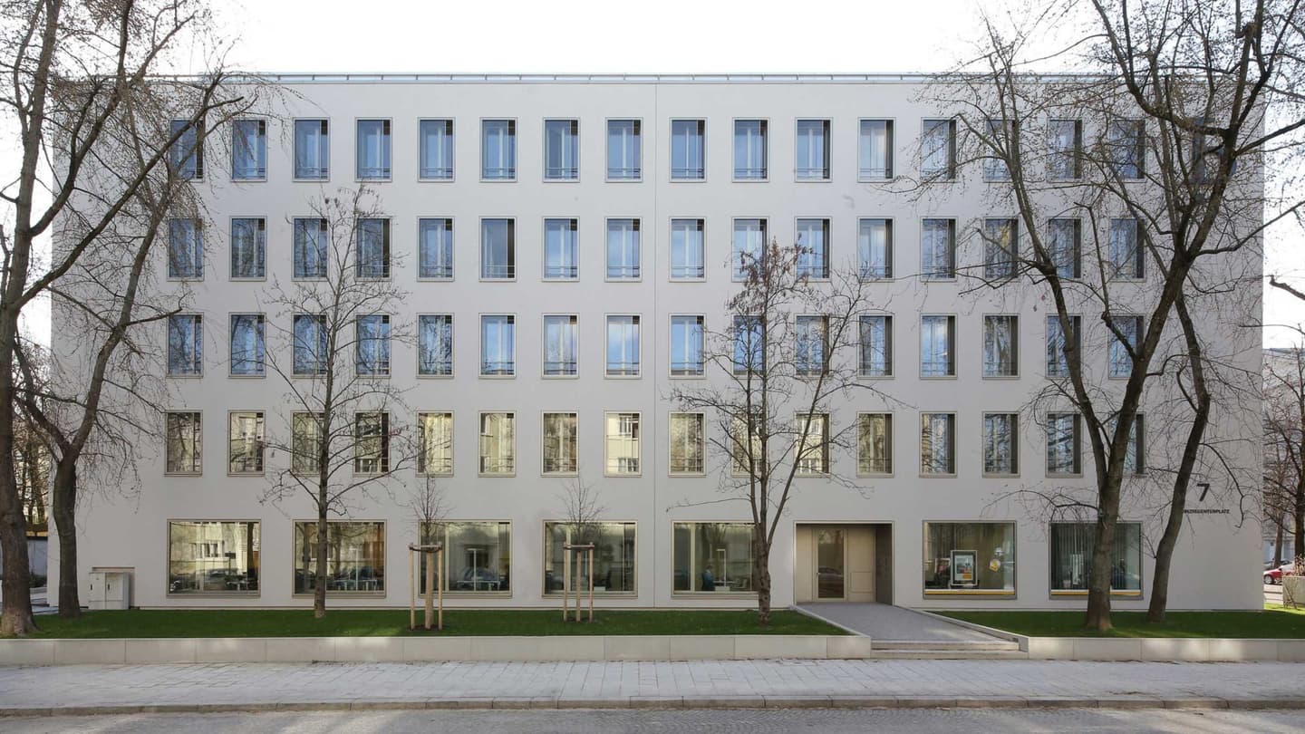 Union Investment sells office property in Munich to CONREN Land