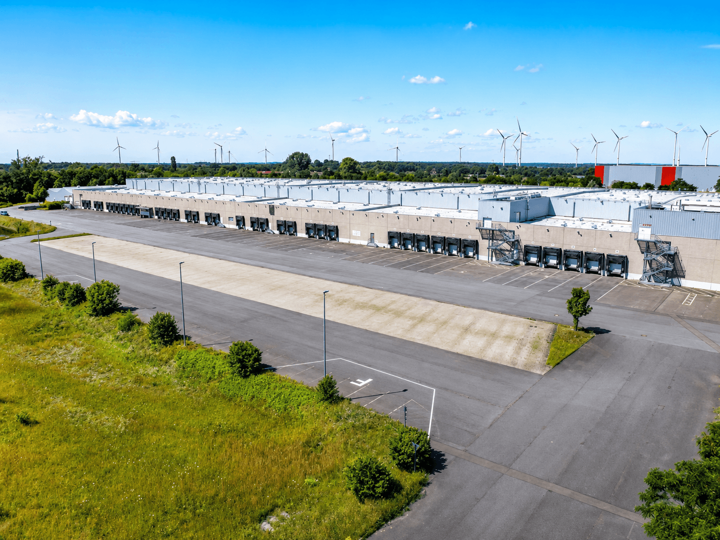 Crossbay achieves full occupancy of two urban logistics properties in Germany