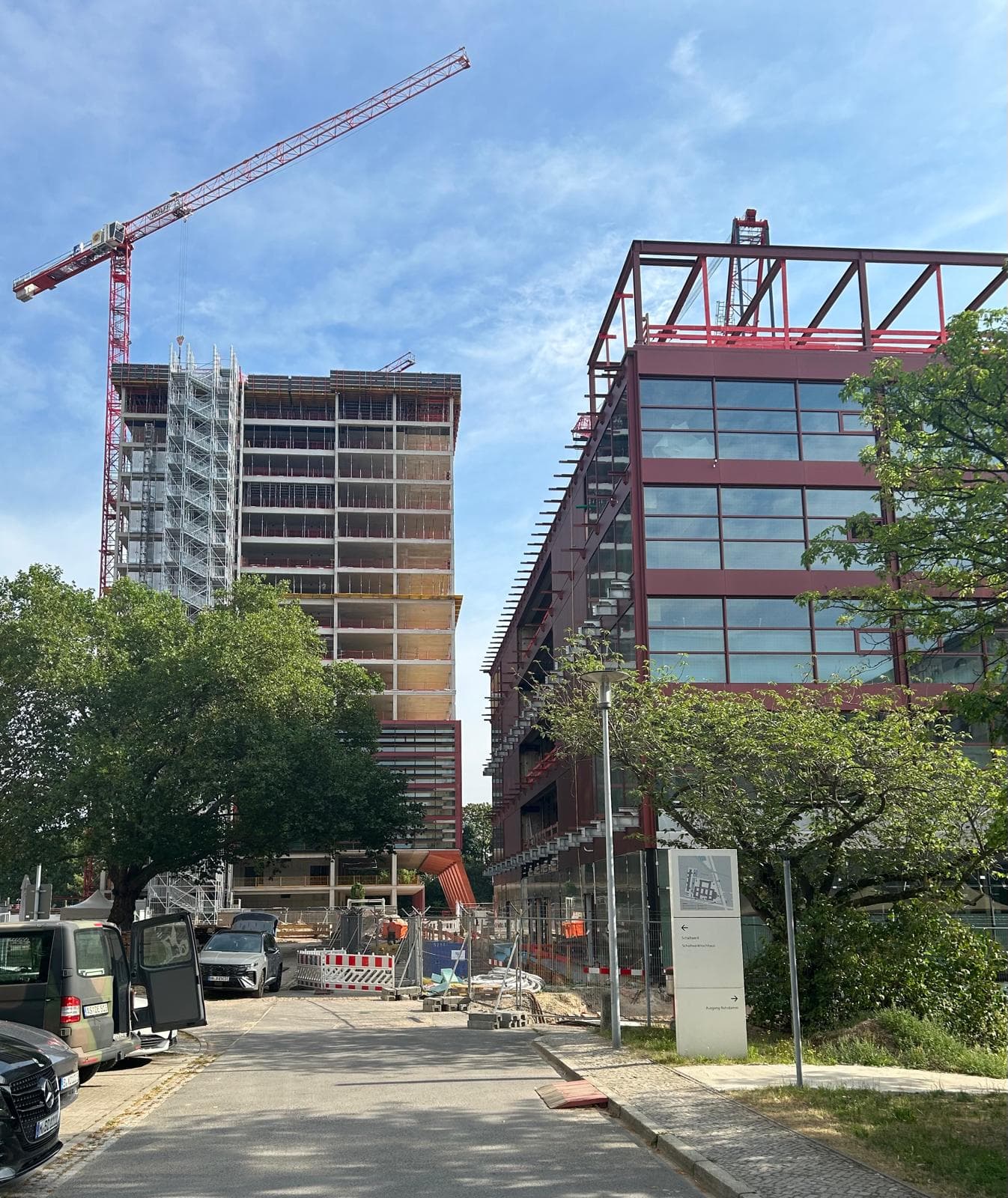 Topping-out ceremony for "Siemensstadt Square": AUKETT + HEESE is responsible for building planning for the first construction phase