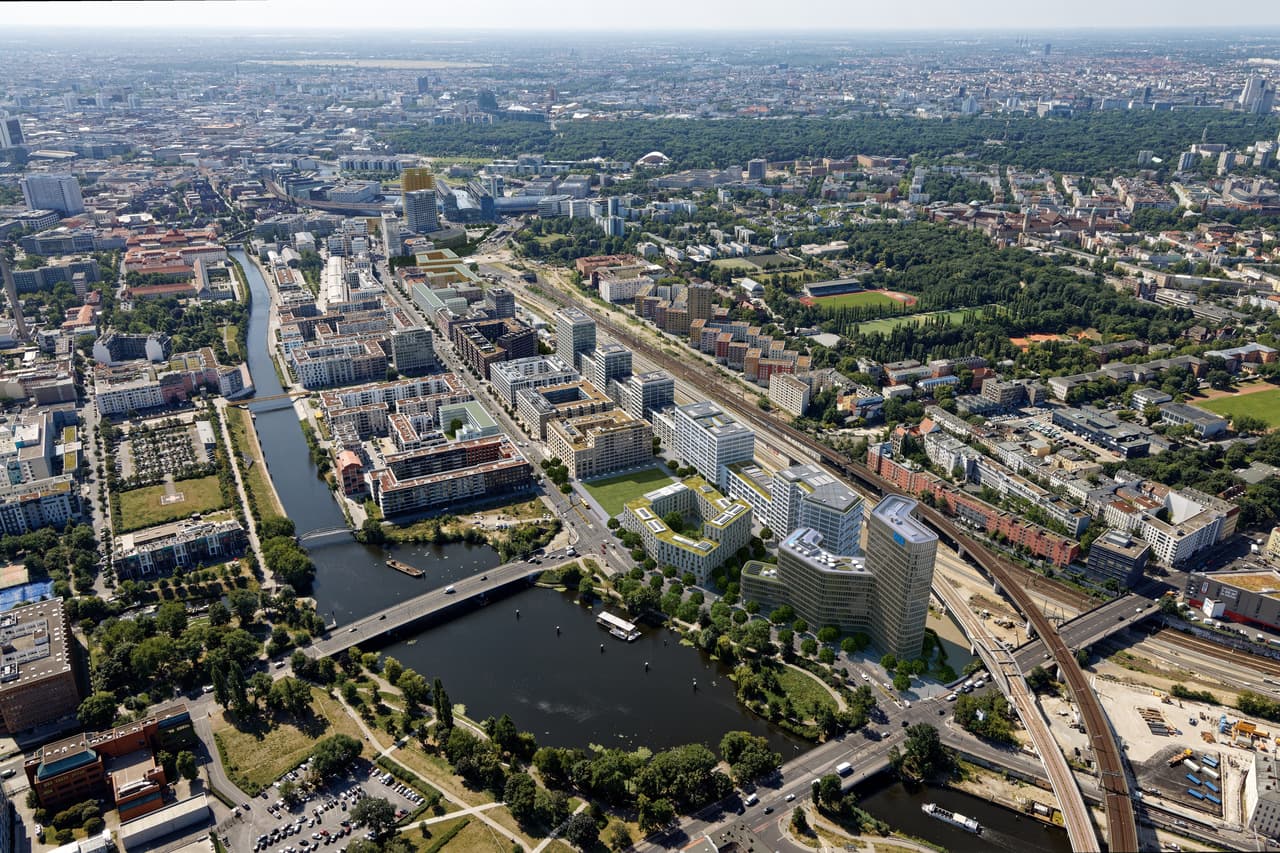 Upbeat, Berlin Luftbildmontage Nordhafen mit Blick von Westen (Stand September 2023) Quelle: CA Immo