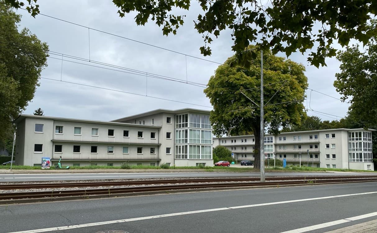 Greyfield Group erwirbt von thyssenkrupp Büroimmobilie in Bochum zur Transformation in ein Auszubildenden- und Studierenden-Wohnheim
