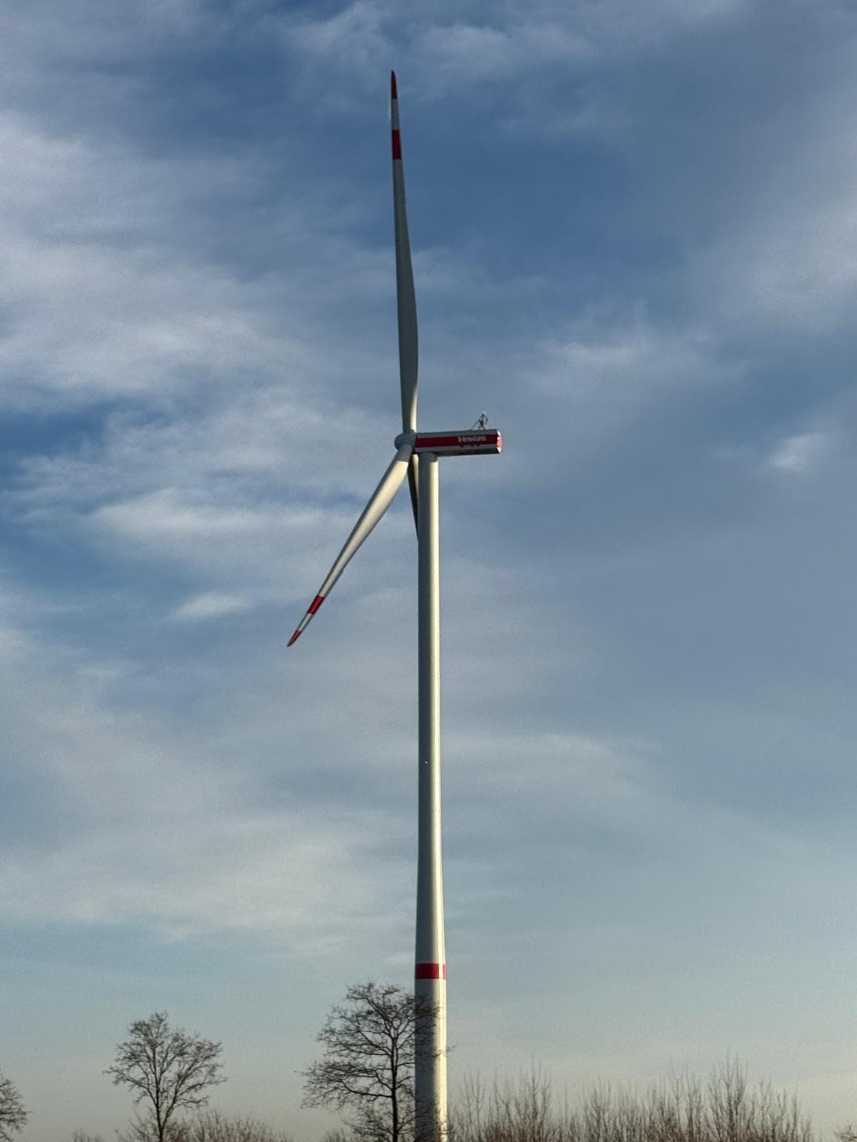 Inbetriebnahme von drei Windenergieanlagen in Weddelbrook