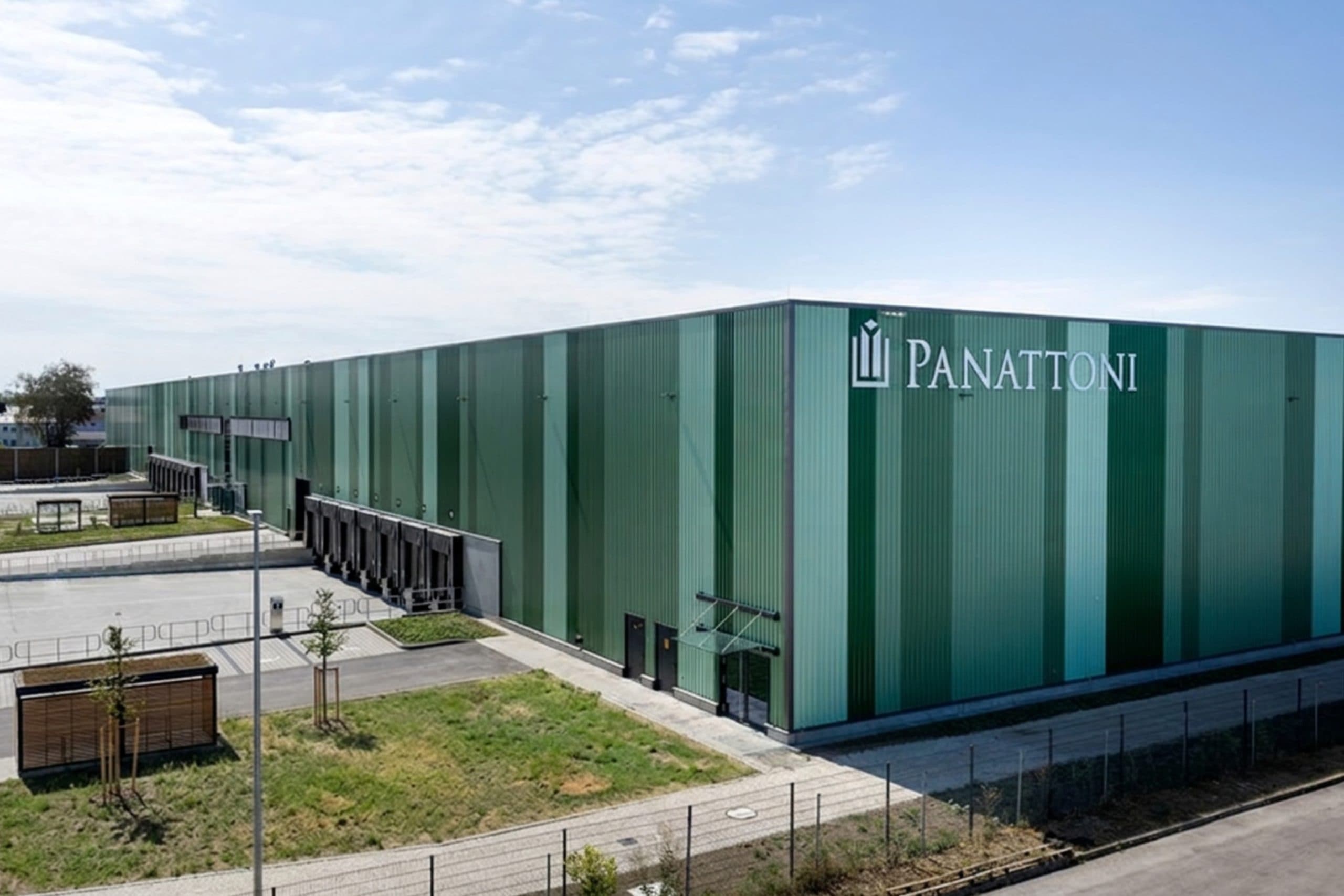 Aussenansicht des Panattoni Park Augsburg, moderner Logistikhalle