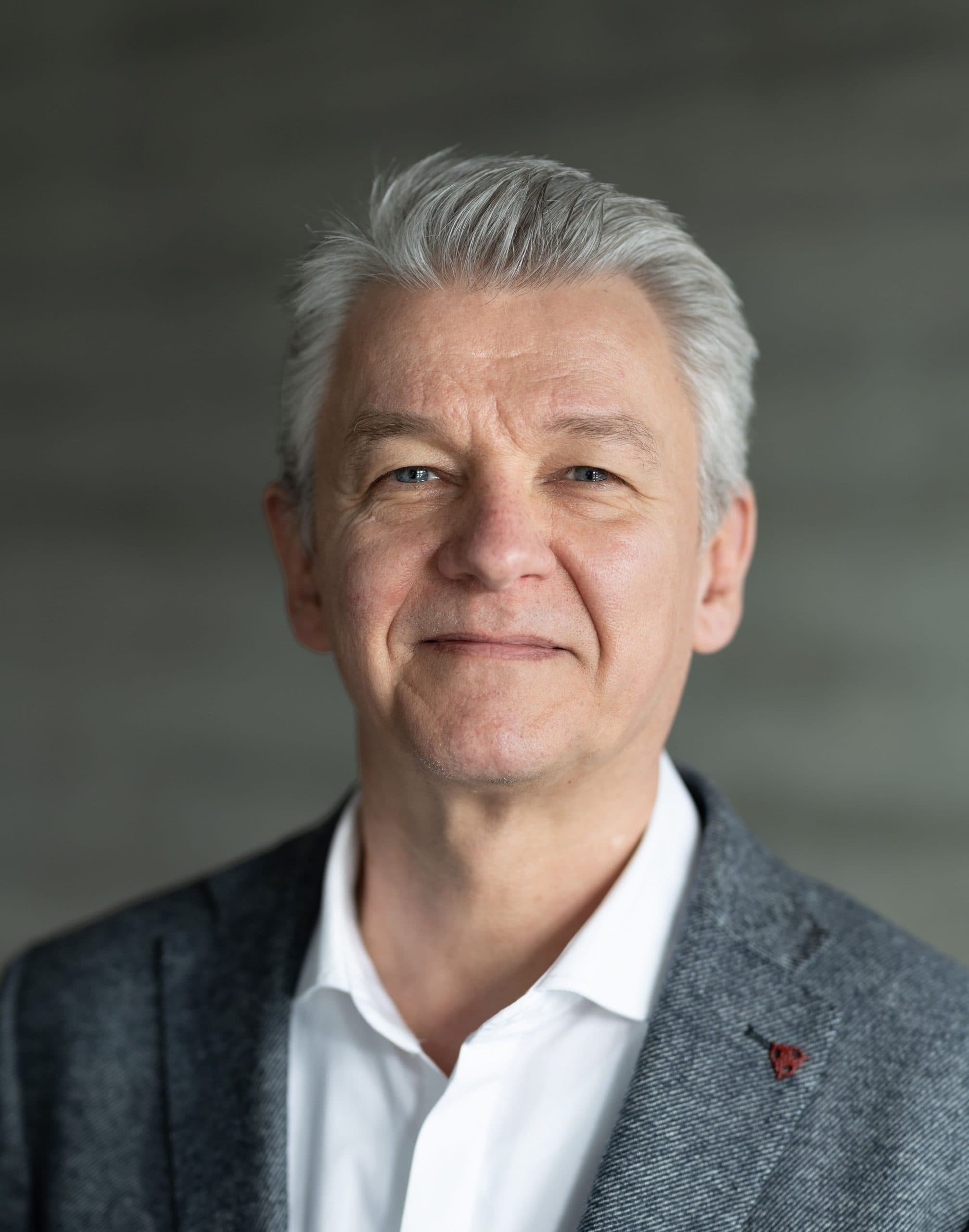 Roland Füss, Professor an der Universität St. Gallen, Portrait