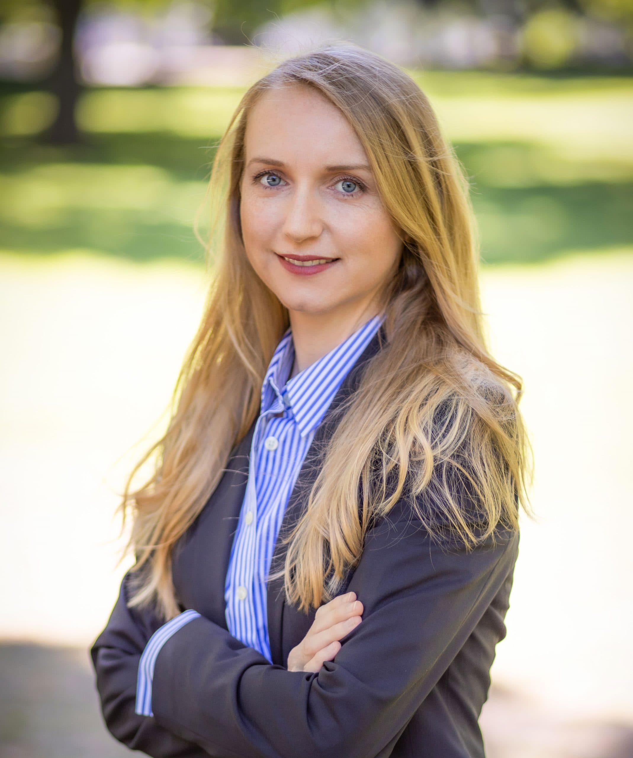 Sandy Bierwirth-Zeussel MRICS, stellvertretende Leiterin der PGAM und Geschäftsführerin bei RMC Risk Management Consulting GmbH, im Porträt.