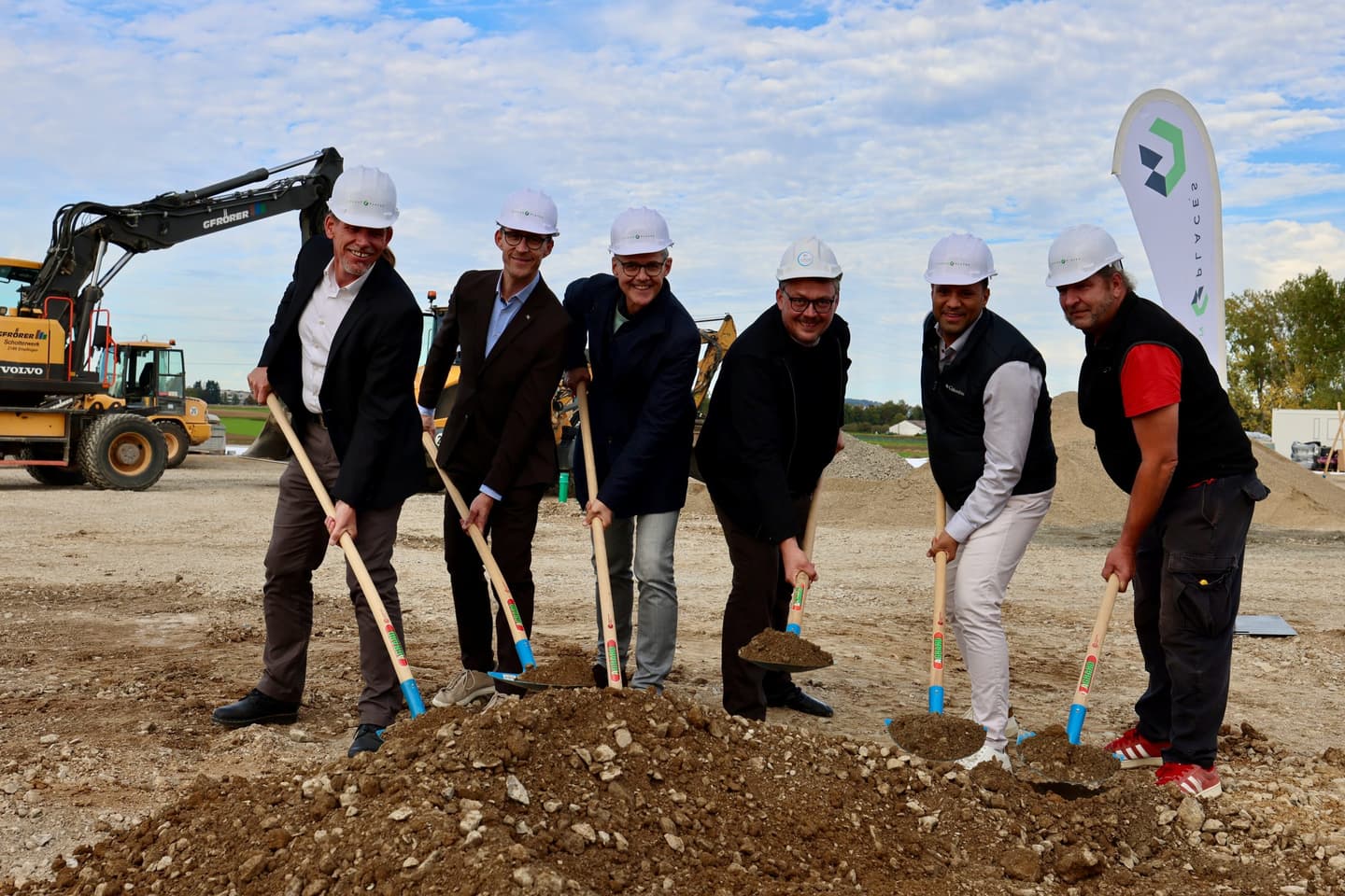 Ground-breaking ceremony in Denkendorf – GreenPlaces to build 30 flexible commercial units