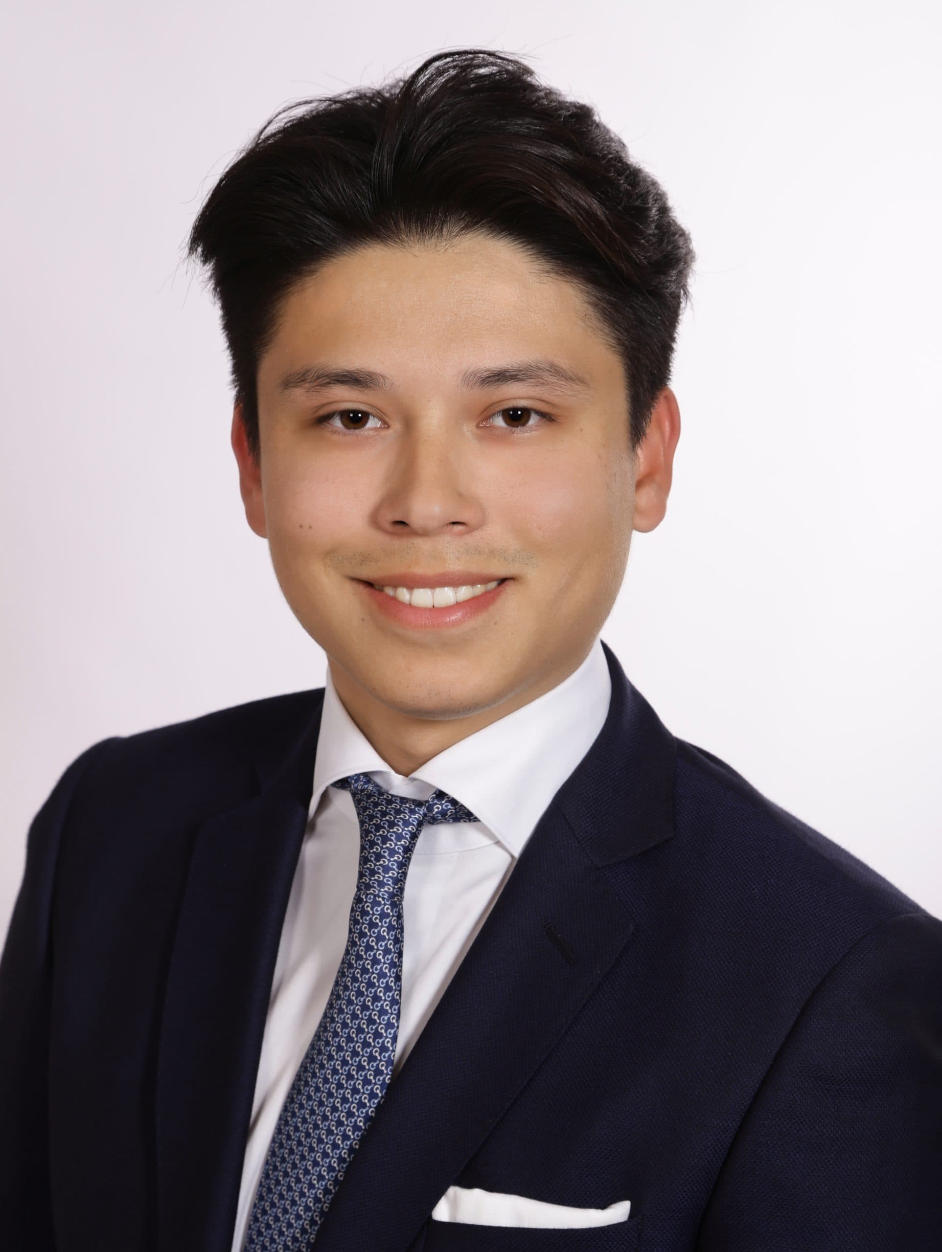 Porträt von Philip Khoo, Associate Manager bei CapMan Real Estate