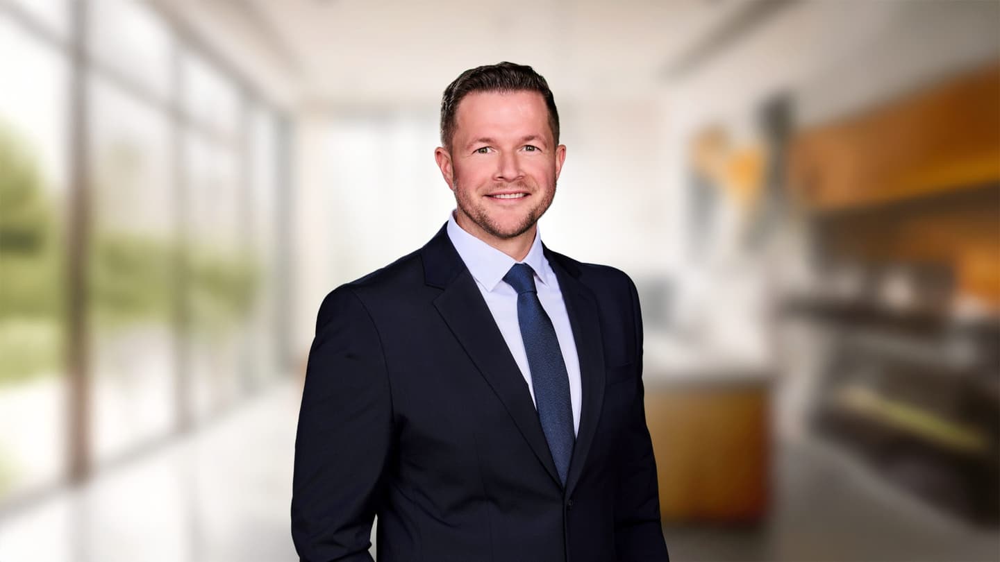 Maik Stützer joins Savills as Director of Business Development, Facility Management