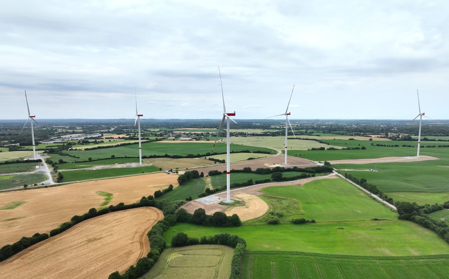 Wind farm in Schleswig-Holstein successfully begins operations