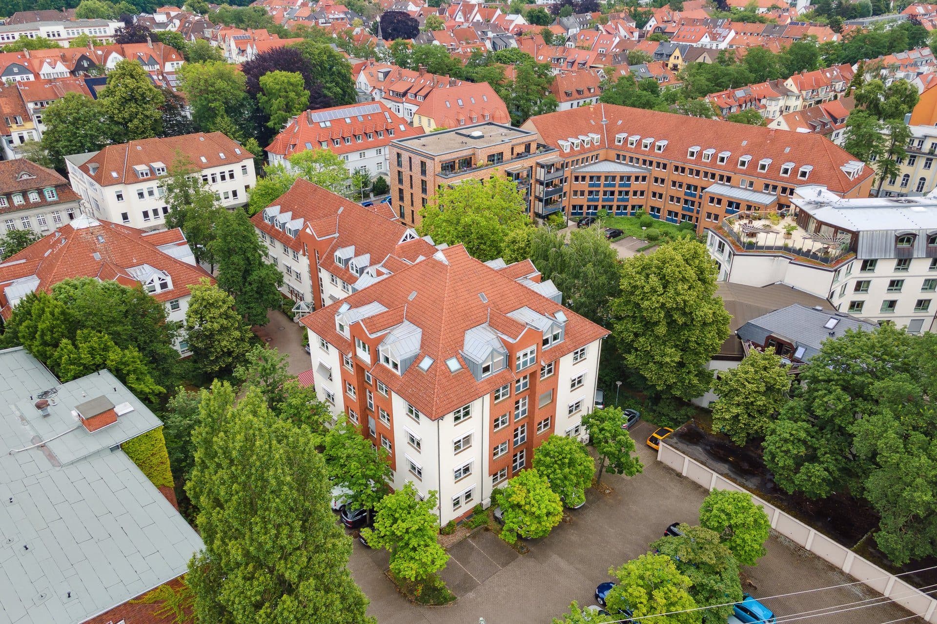 Savills: GETEC Immobilien buys office building in Hanover