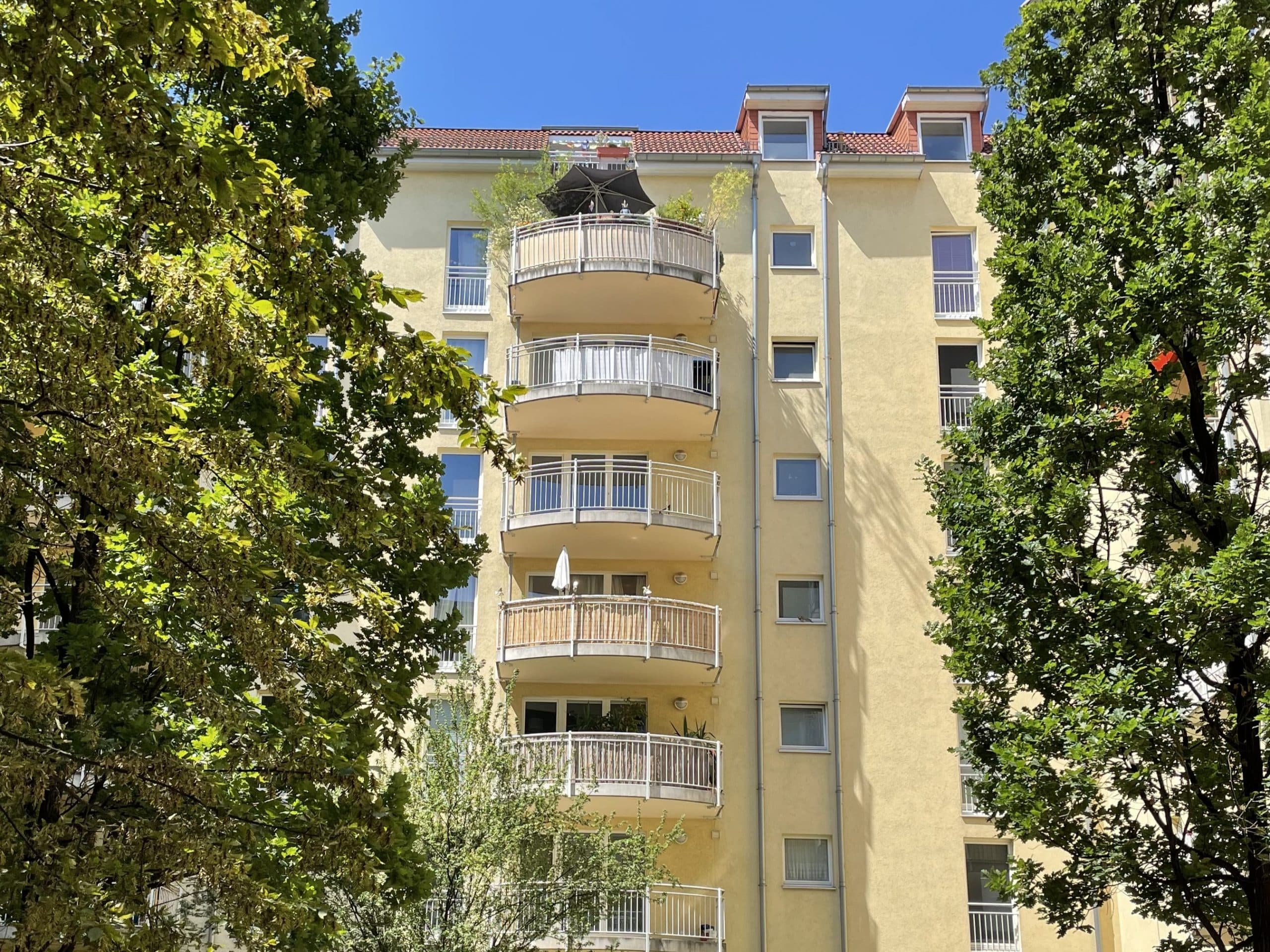 Domicil Real Estate AG veräußert 50 Wohneinheiten in Berlin