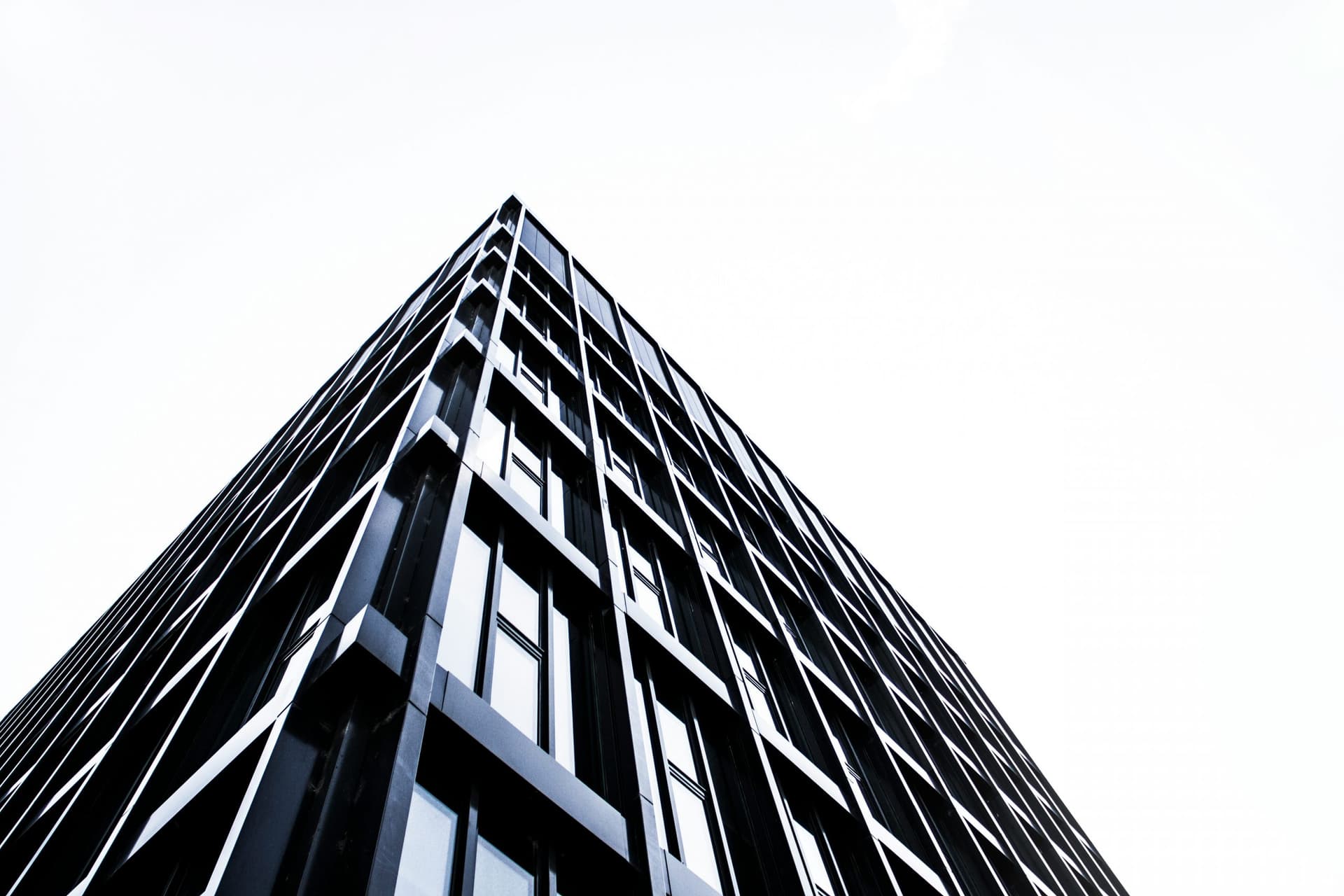 Immobilien-Investment-Markt schwankt zwischen Erholung und Unsicherheit