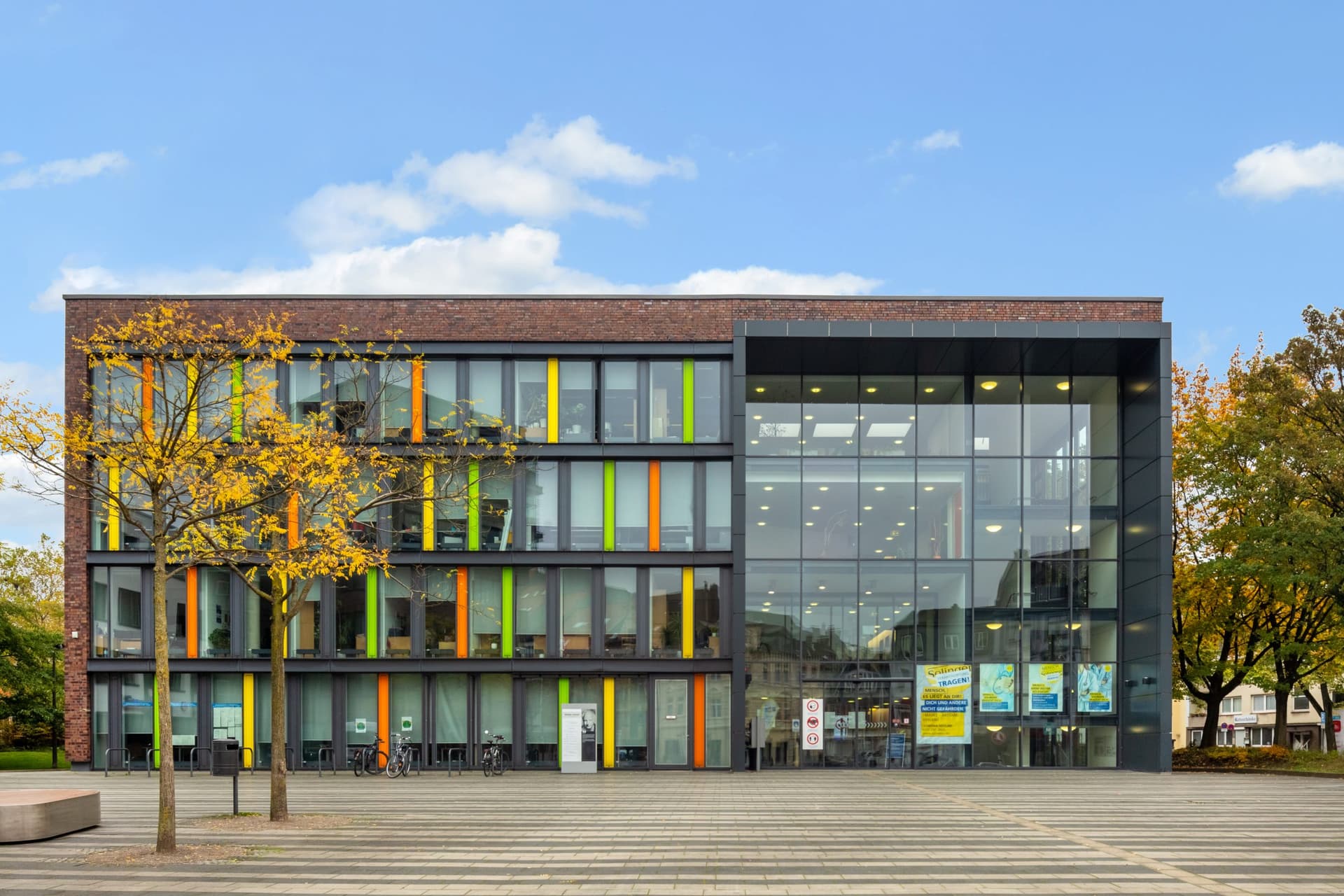 HIH verlängert Mietvertrag mit der Stadt Solingen für das Rathaus über rund 12.500 Quadratmeter
