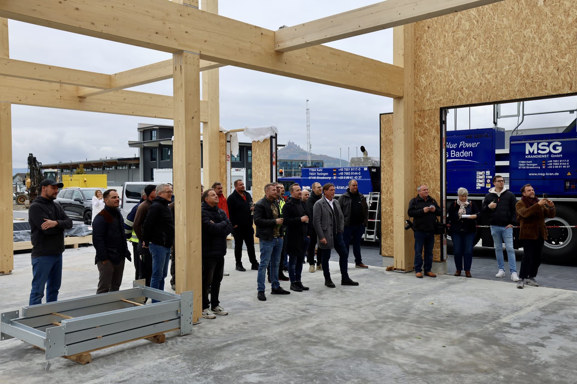 GreenPlaces feiert Richtfest für nachhaltige und flexible Gewerbeflächen in Bisingen