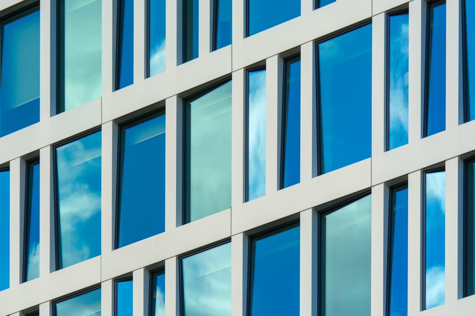 Europäisches Immobilientransaktionsvolumen erreicht voraussichtlich 130 Mrd. Euro in Q1 bis Q3 2025, was einem Anstieg von 1,5 % gegenüber dem Vorjahr entspricht