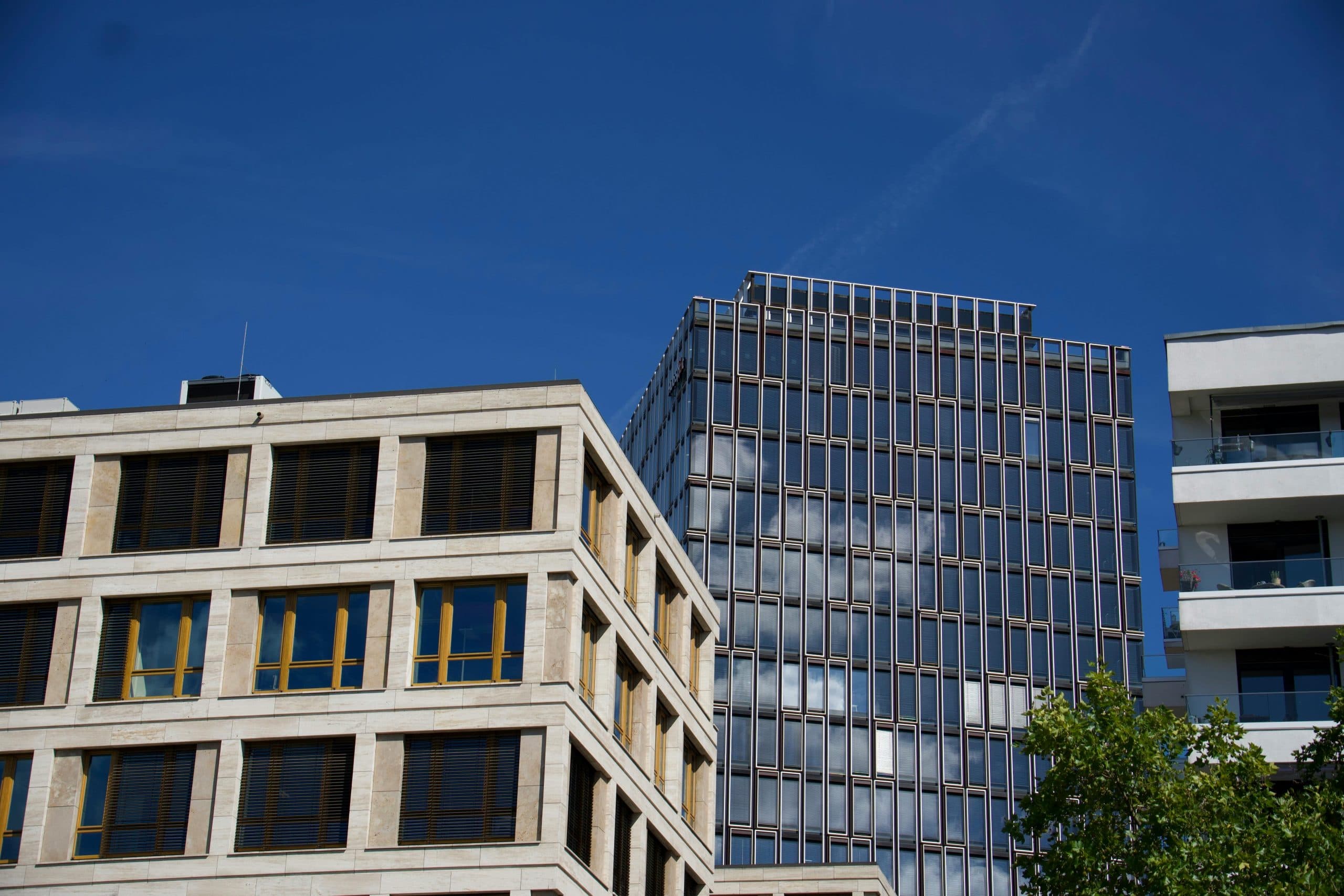German real estate investment market: slow recovery continues, but remains fragile