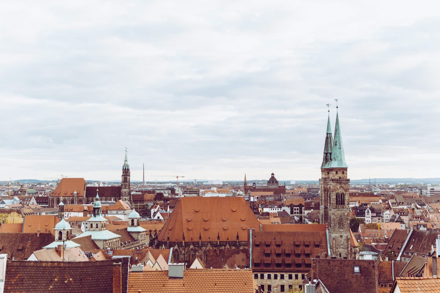 JLL: Nürnberger Büromarkt erlebt ein Jahr mit zwei Gesichtern