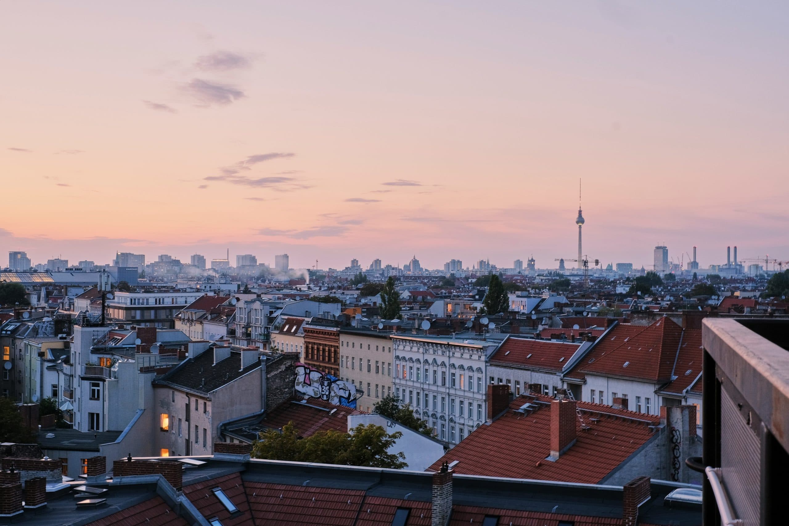Berlin Hyp and CBRE: Housing Market Report Berlin 2026: Rental price dynamics are slowing down, purchase prices for condominiums are rising slightly again - housing shortage remains