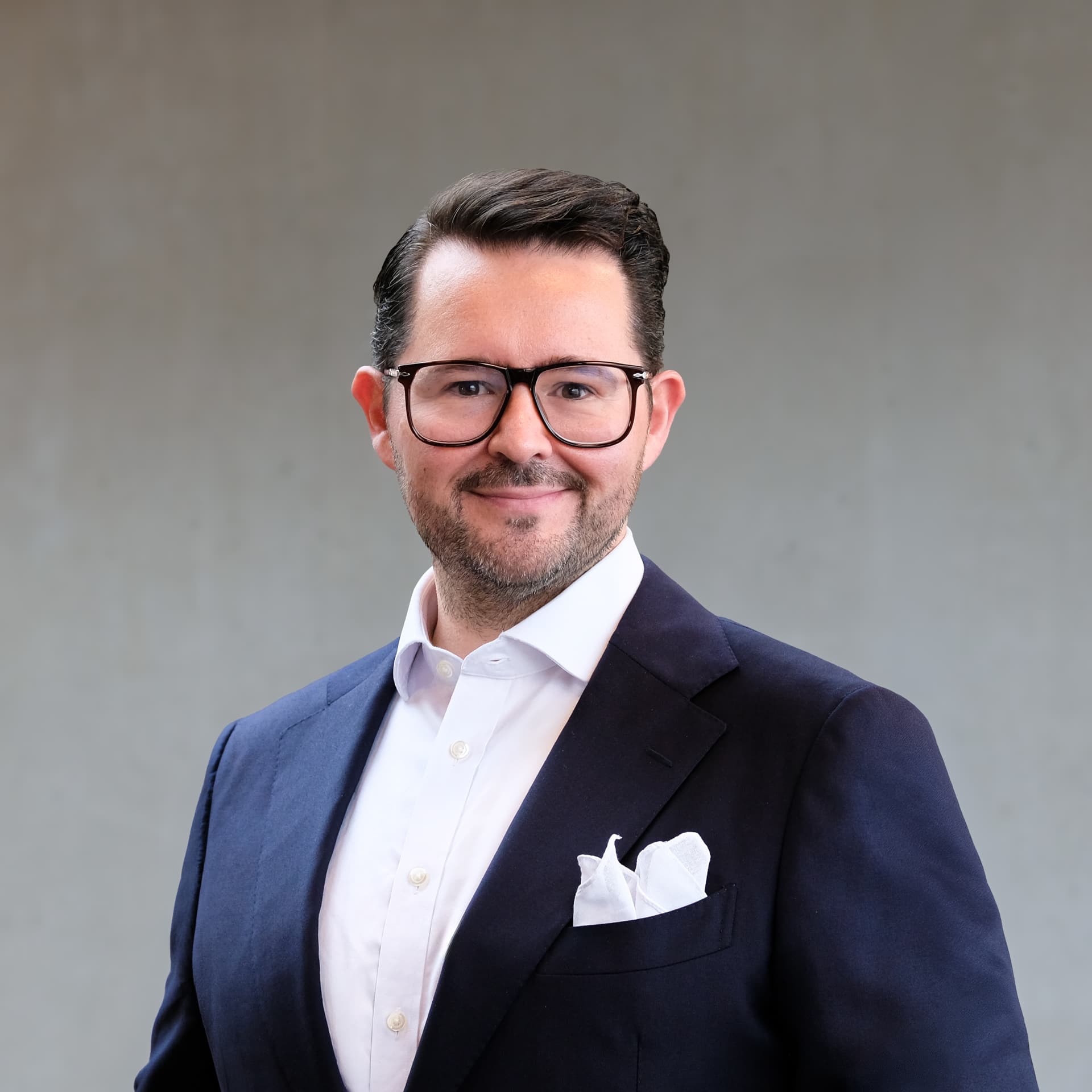 Manuel J. Niederhofer becomes Managing Director of e+k Investment Management GmbH