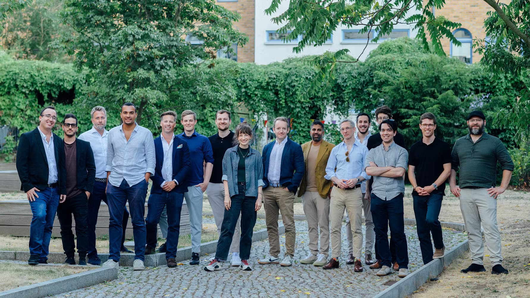 Aroundtown führt Innovationsförderung kontinuierlich fort: AtechX startet vierte Kohorte mit elf internationalen Start-ups