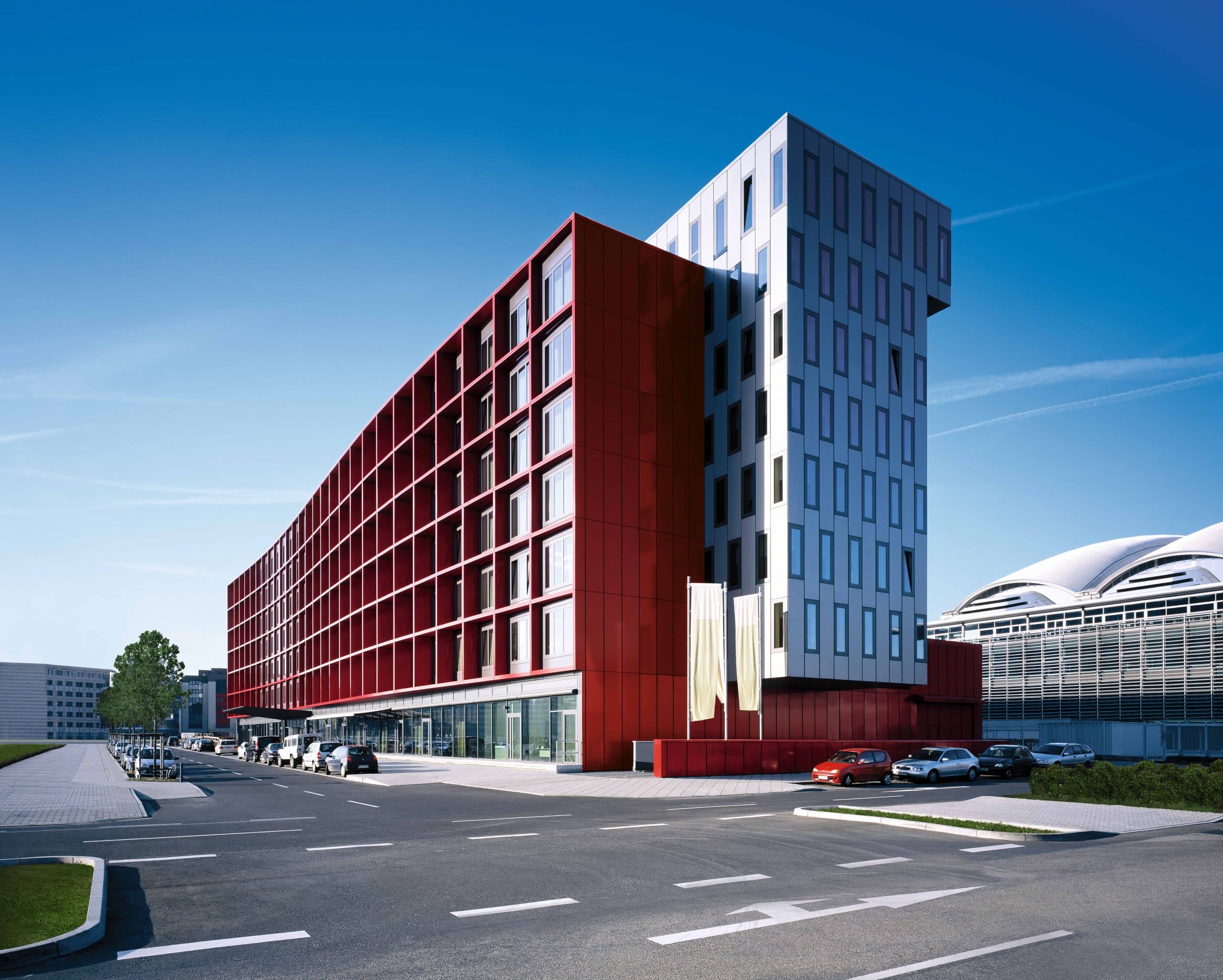 Das ehemalige Mövenpick Hotel an der Frankfurter Messe, zukünftiges Scandic Hotel.