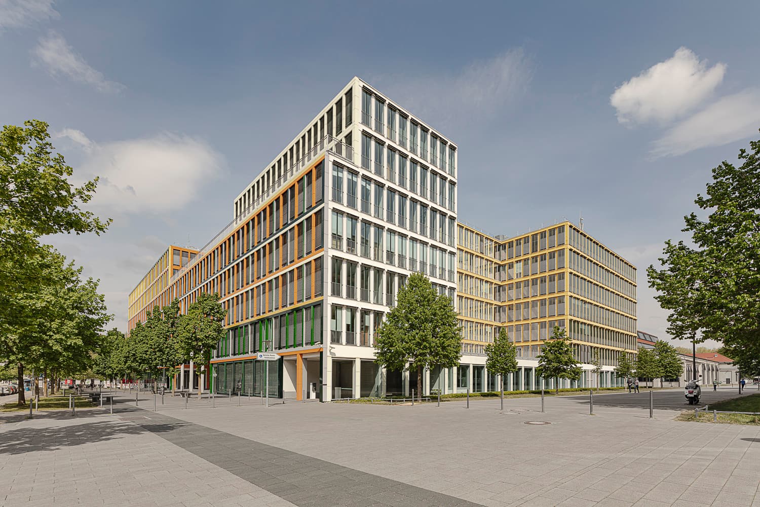 Fieldfisher mietet rund 2.400 Quadratmeter Bürofläche im „New Ganghofer“ in München