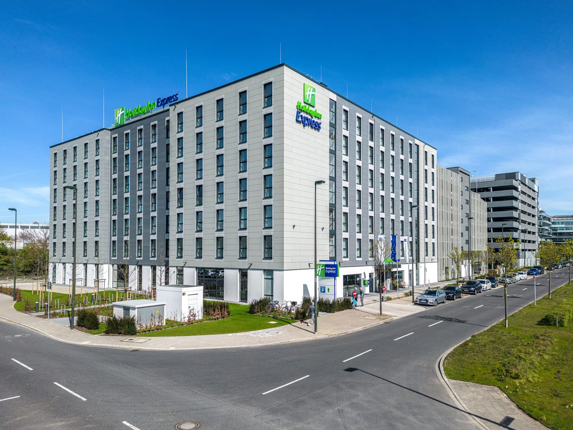Dr. Peters Group zahlt Flughafenhotel-Düsseldorf-Anleihe fristgerecht und in voller Höhe zurück