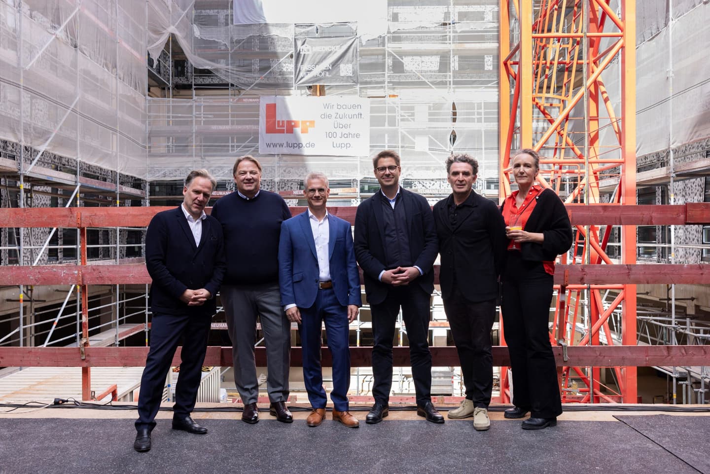 Topping-out ceremony for the HAINWERK in Berlin-Friedrichshain: Shell of the timber hybrid office building completed