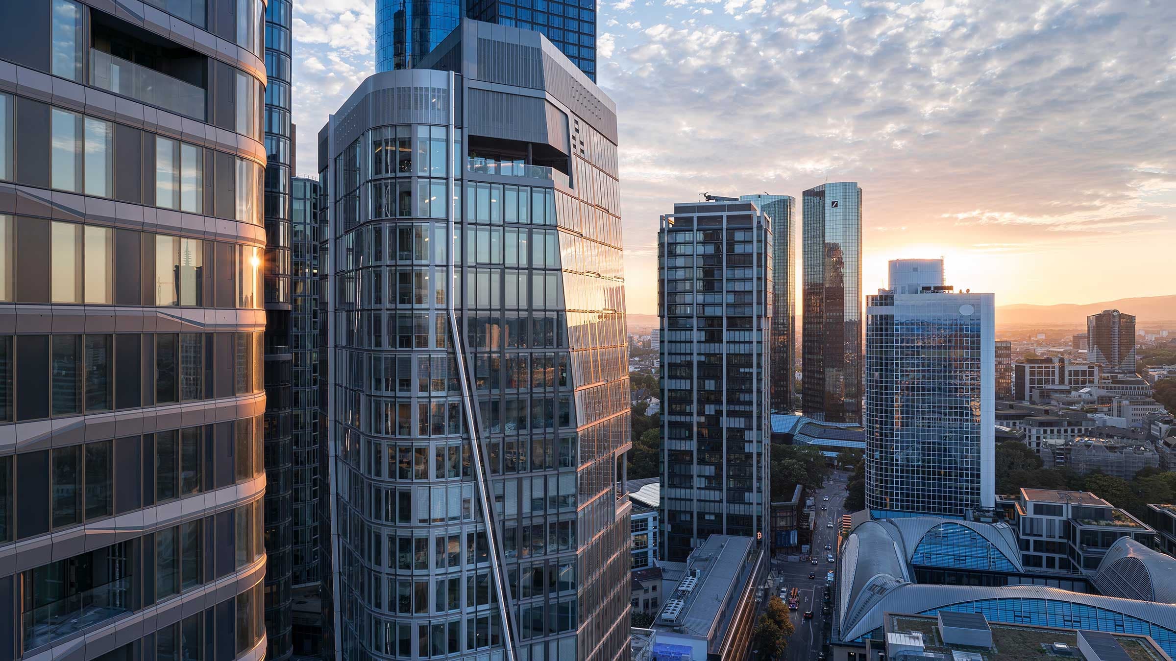 Union Investment has let two floors in Frankfurt’s Aqua Tower to SPARK