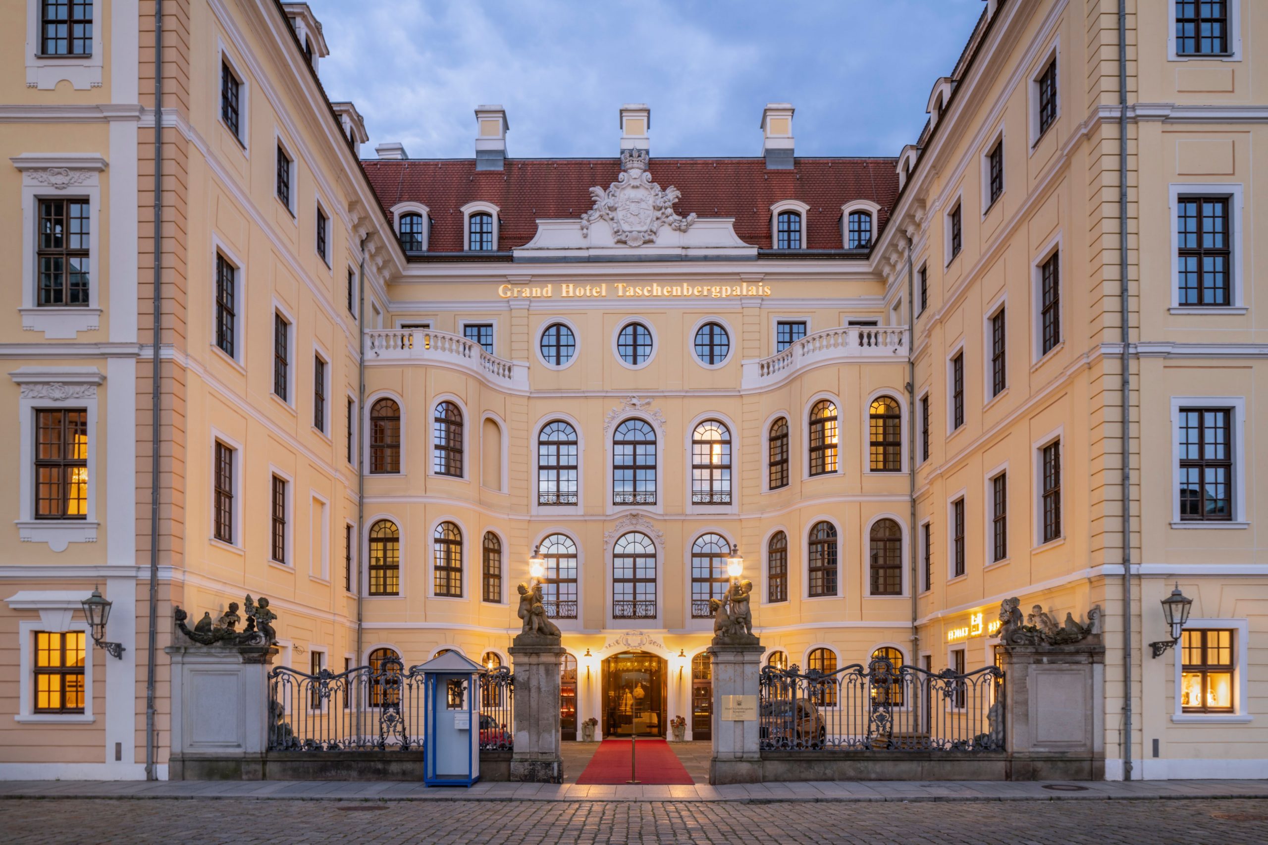 Taschenbergpalais__C~P Betriebs GmbH Taschenbergpalais in Dresden