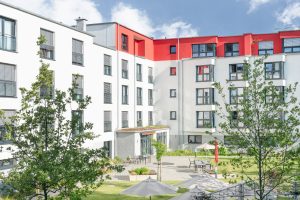 compassio Seniorenresidenz Sankt Augustin, Innenhof, Nordrhein-Westfalen, ein Projekt der Cureus
/
Urheber: Martin Rohrmann