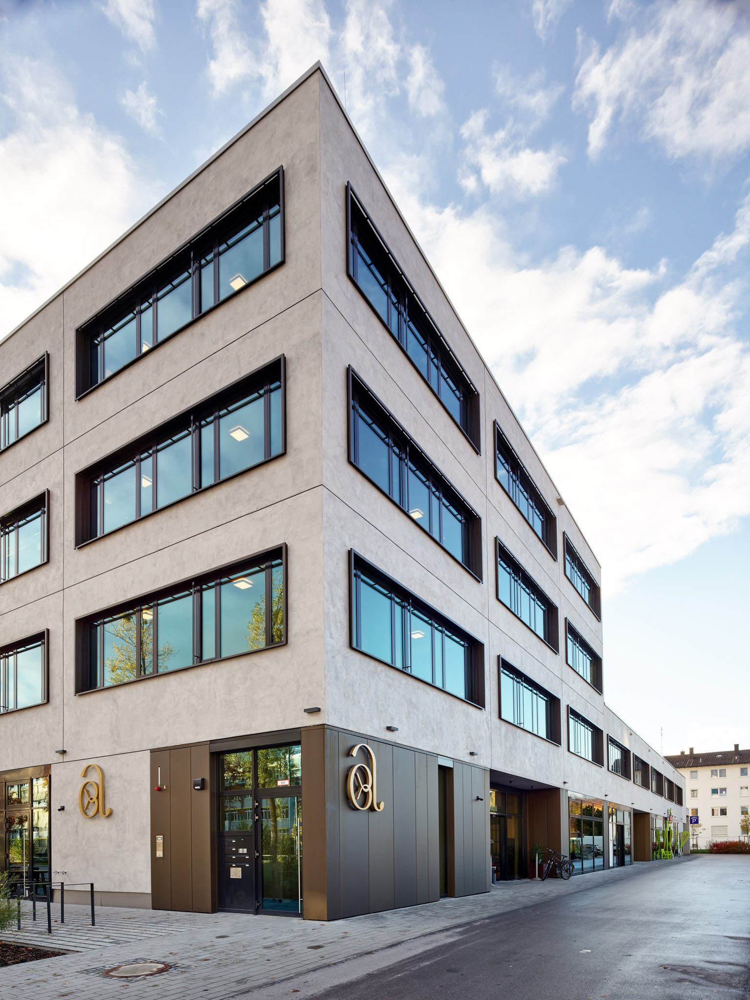 Vollvermietetes Büro- und Geschäftshaus in Starnberg