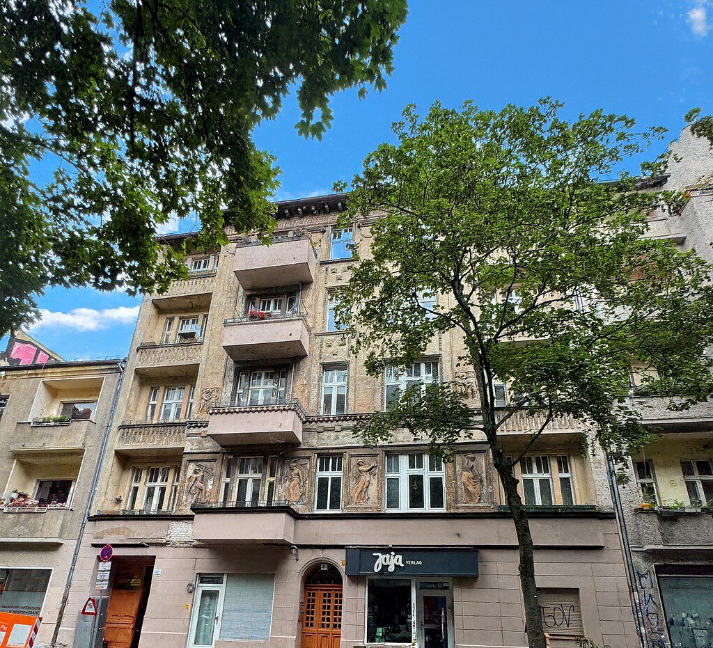 Wohn- und Geschäftshäuser in Neukölln