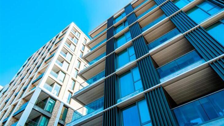 Real Estate Cover Bild