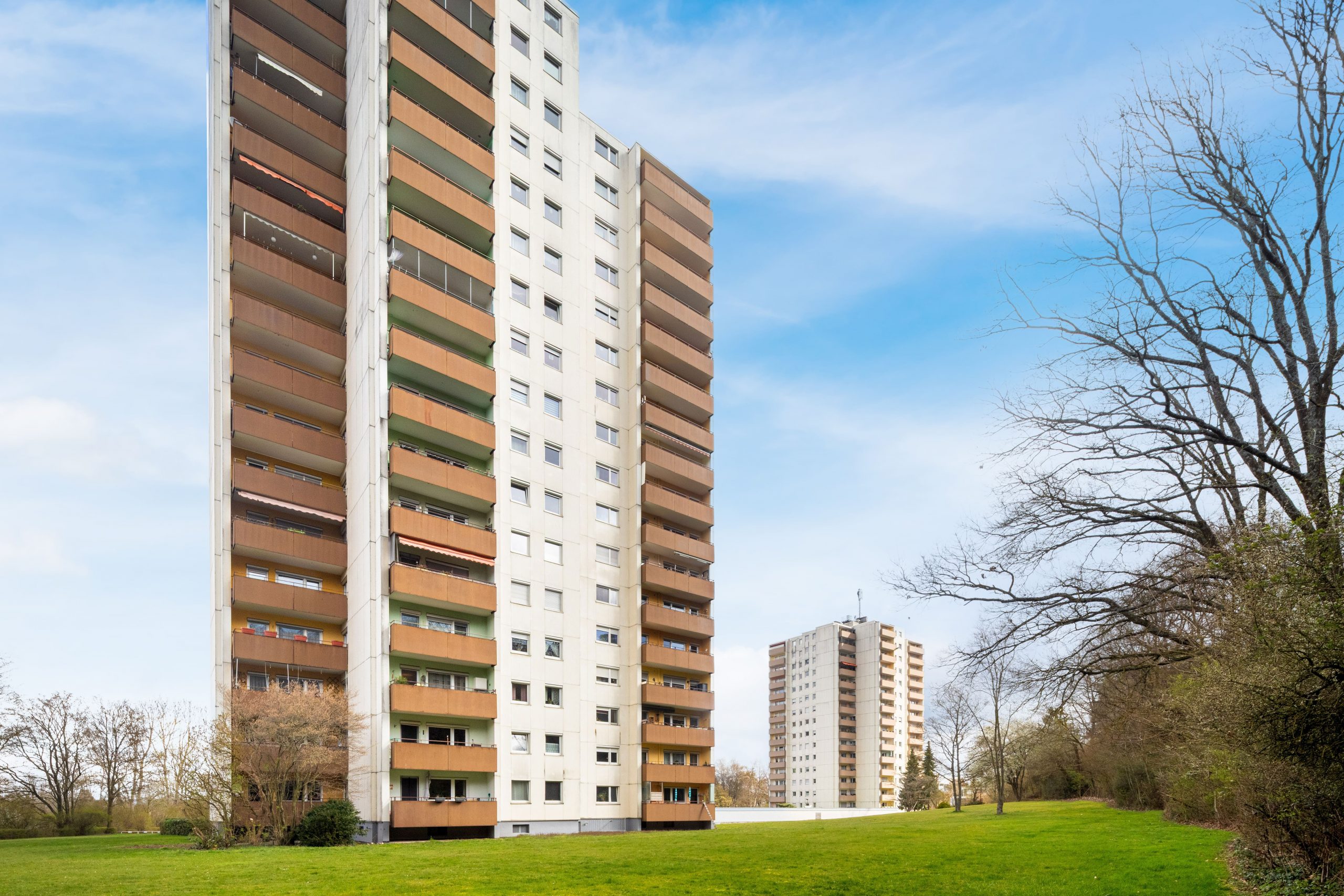 Diese beiden Wohnhäuser in Böblingen werden innerhalb der nächsten Monate von den Goldbeck Technical Solutions energetisch saniert. Copyright: Goldbeck.