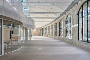 Postbahnhof innen (Copyright PATRIZIA SE)