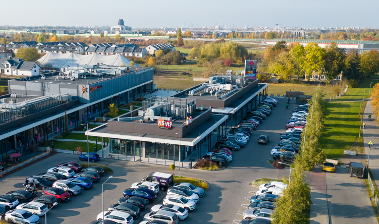 Außenansicht des Vis à Vis Wilanów Einzelhandelsparks in Warschau. Bildquelle: Advanced Public Relations