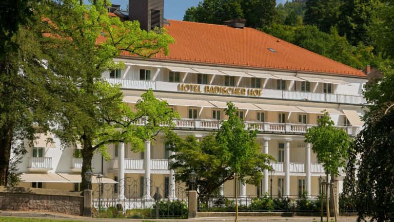 Die Treppenhalle des Badischen Hofs – Leonardo Limited Edition in Baden-Baden; Copyright: © Leonardo Hotels Central Europe