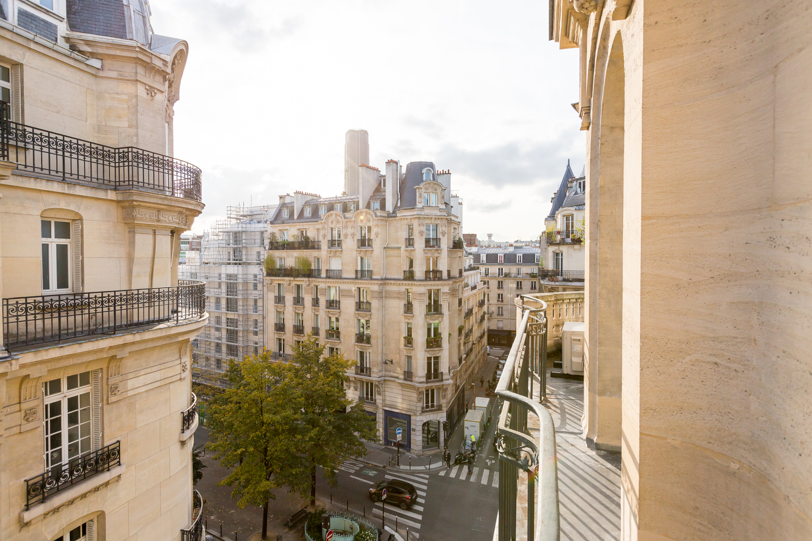 Das 16. Arrondissement in Paris mit Blick auf den Eiffelturm, im Rahmen des Starts von TrustedStays in Frankreich. Bildquelle: UnderTheDoormat Group