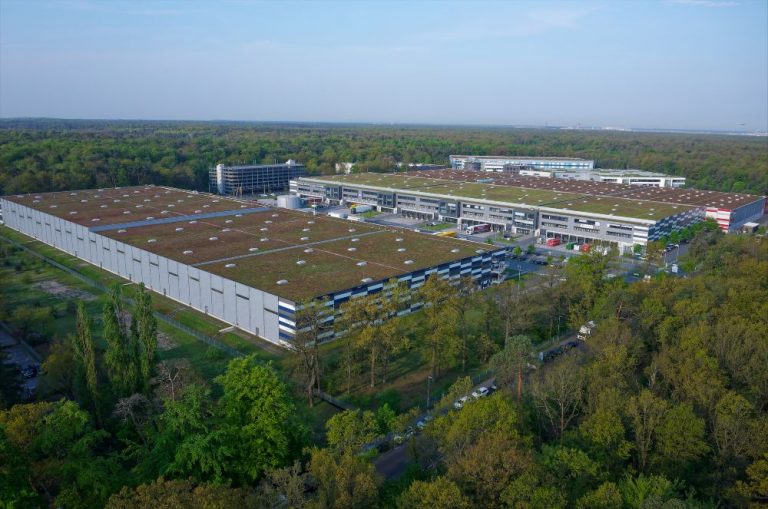 Luftaufnahme des Logistikobjekts An der Gehespitz in Neu-Isenburg.