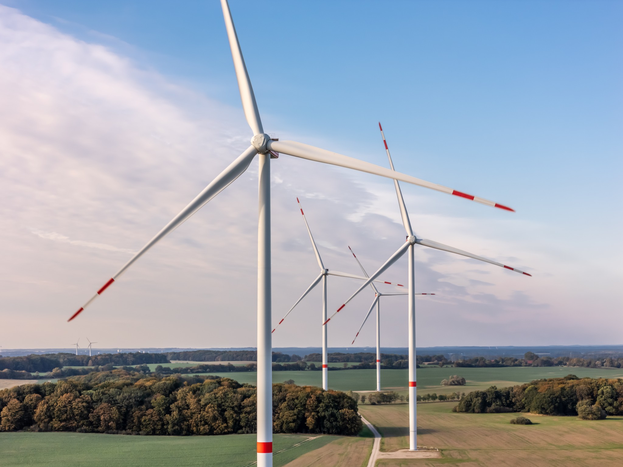 Windenergieanlagen Nordex N175/6.X auf 199-Meter-Türmen im Windpark Rauschenberg, Hessen